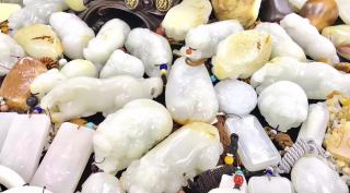 30万买块和田玉鉴宝,专家手电一打不得了!